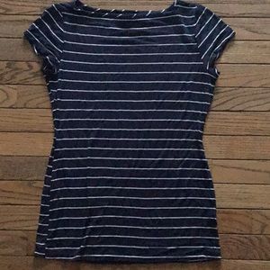 Fitted striped T-shirt